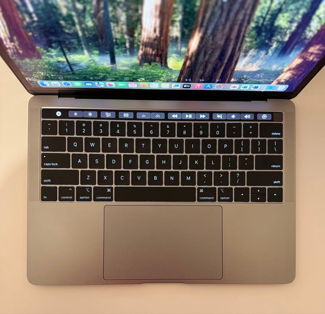 Macbook Pro 2019 13インチ Office付ける