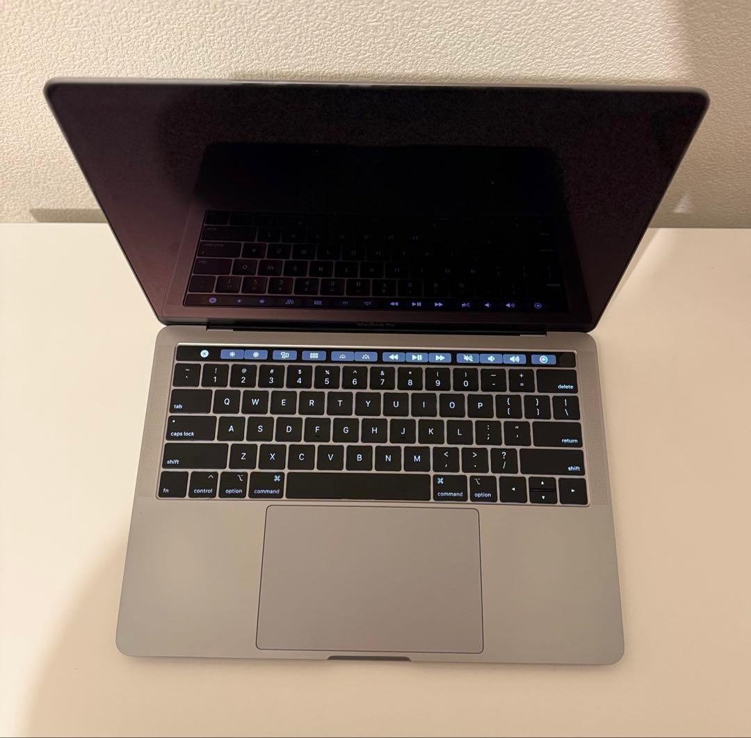 Macbook Pro 2019 13インチ Office付ける