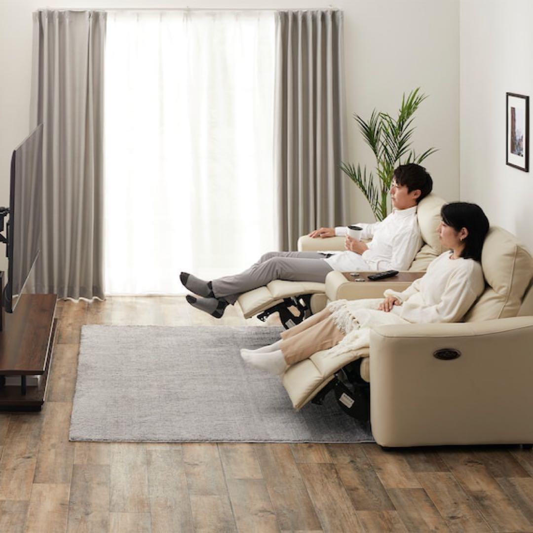 ニトリ／2人掛けワイド電動リクライニングソファUM01 IVBOX付き2モーター