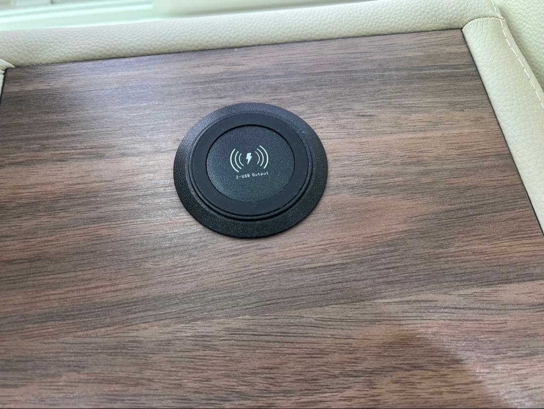 ニトリ／2人掛けワイド電動リクライニングソファUM01 IVBOX付き2モーター