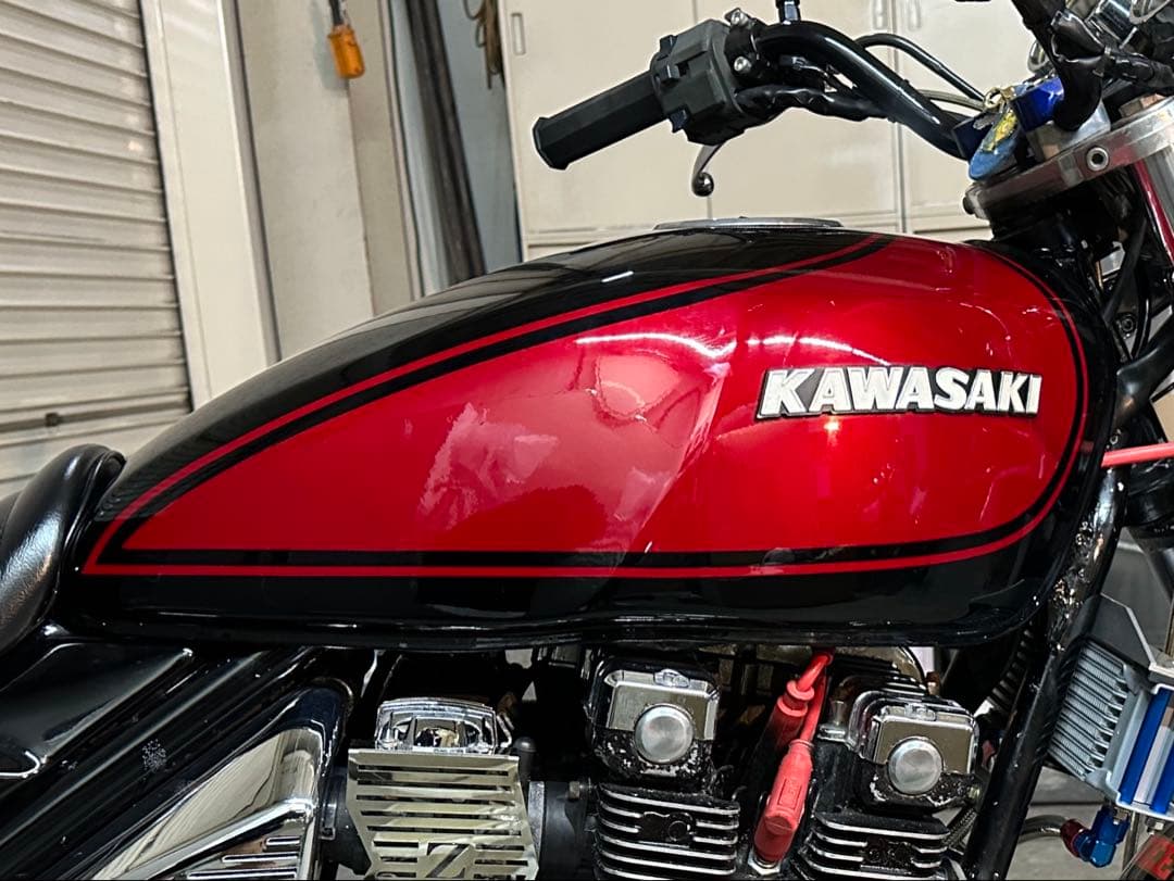 ゼファー400 タンク　外装