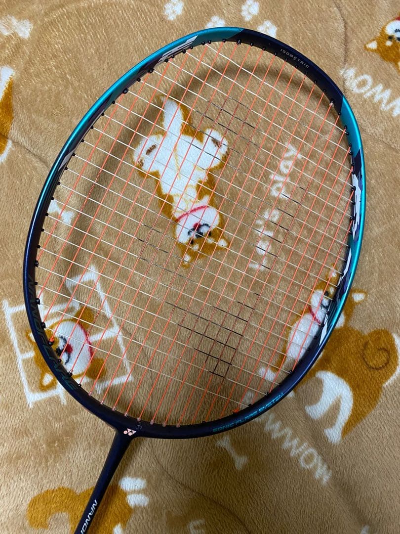 YONEX バドミントンラケット オレンジストリング