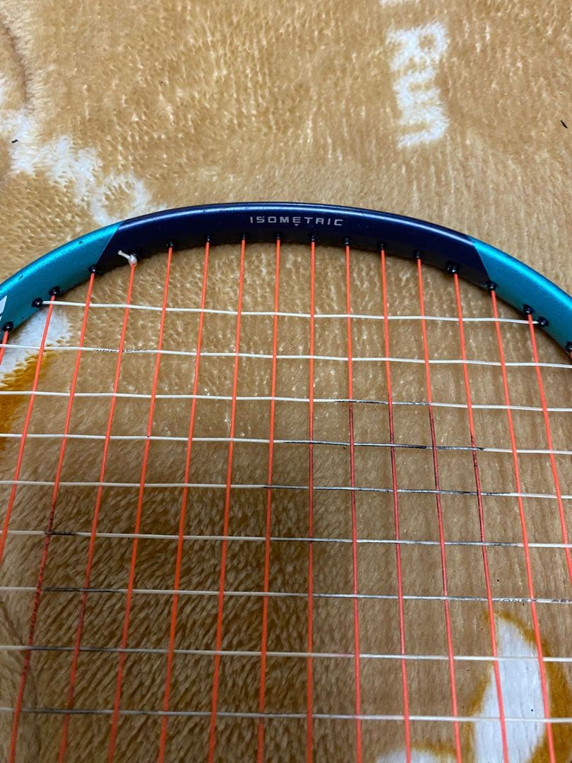 YONEX バドミントンラケット オレンジストリング