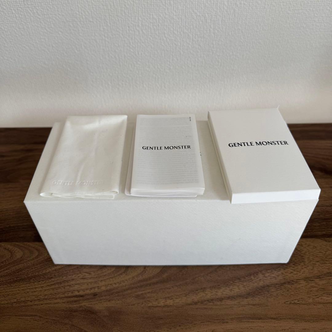 GENTLE MONSTER 【By Row 01】