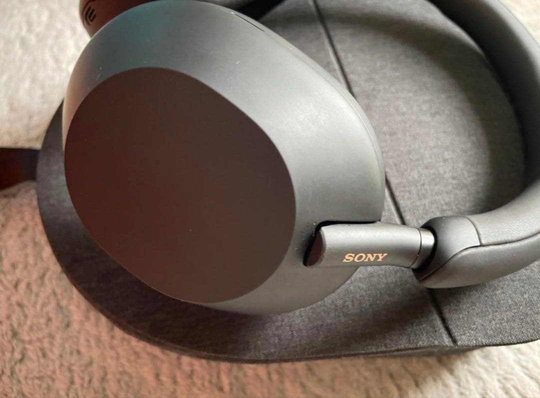 Sony WH-1000XM5 ブラック ケース付き