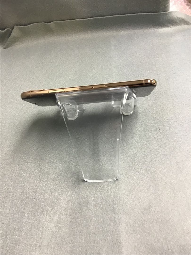 美品 国内版 SIMフリーiPhoneXS 512GB ゴールド色