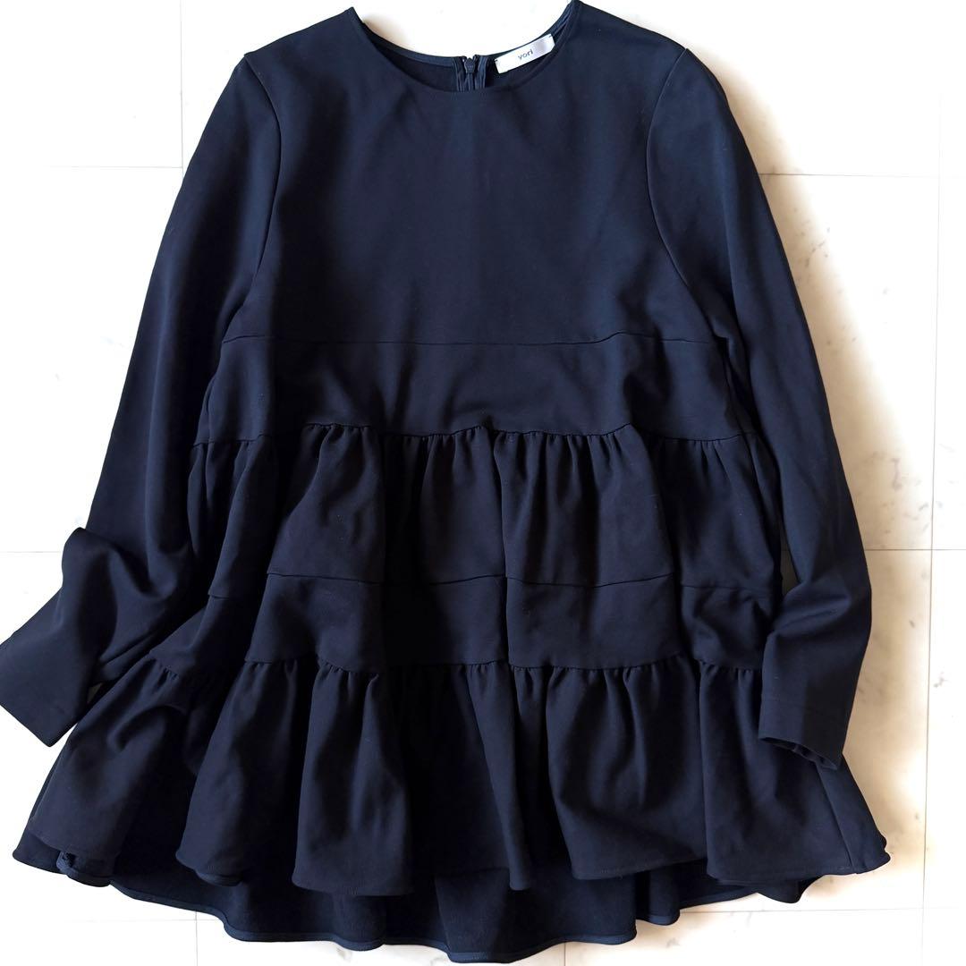 美品 ヨリ yori ぬくぬくヘムフリルブラウス ネイビー ティアードカットソー