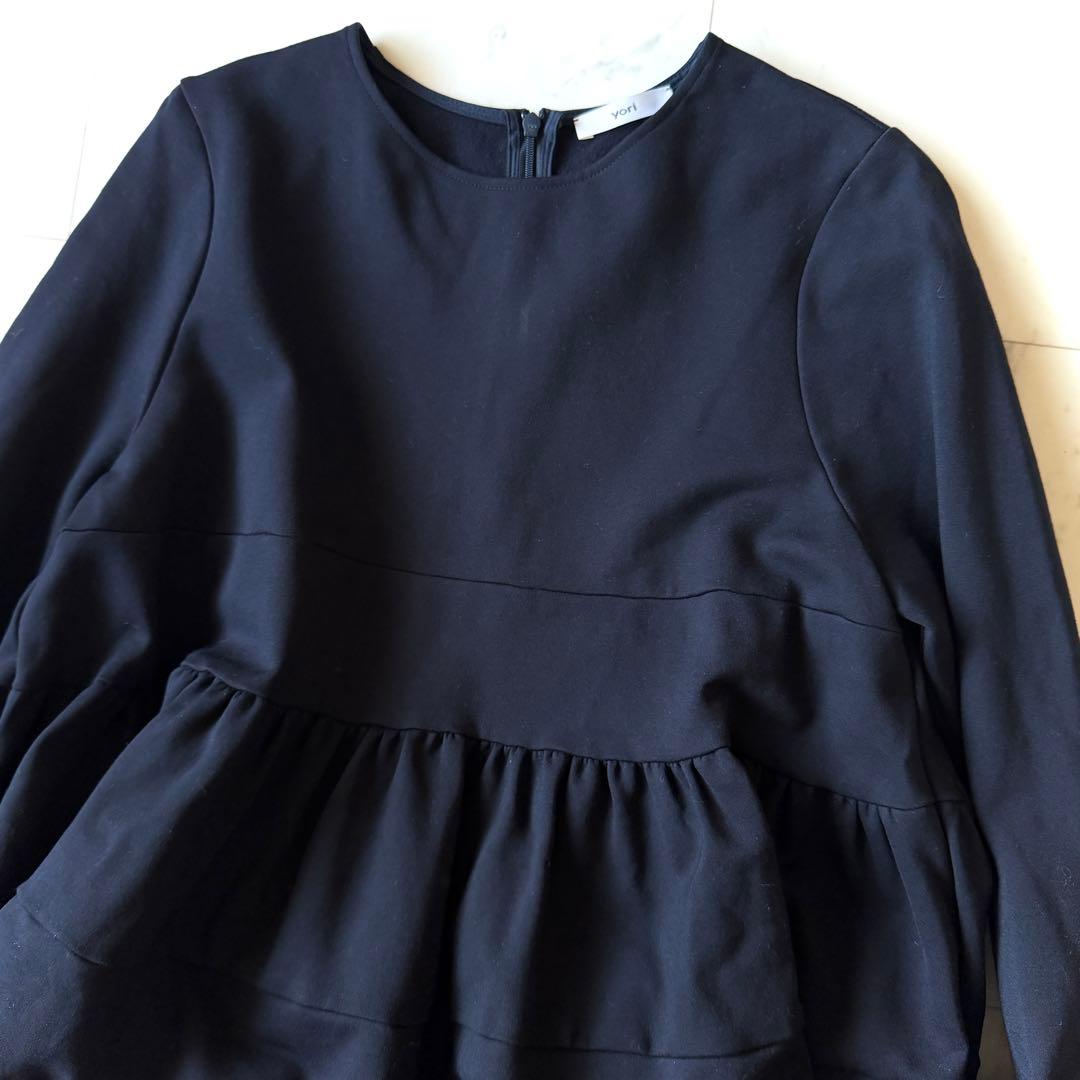 美品 ヨリ yori ぬくぬくヘムフリルブラウス ネイビー ティアードカットソー