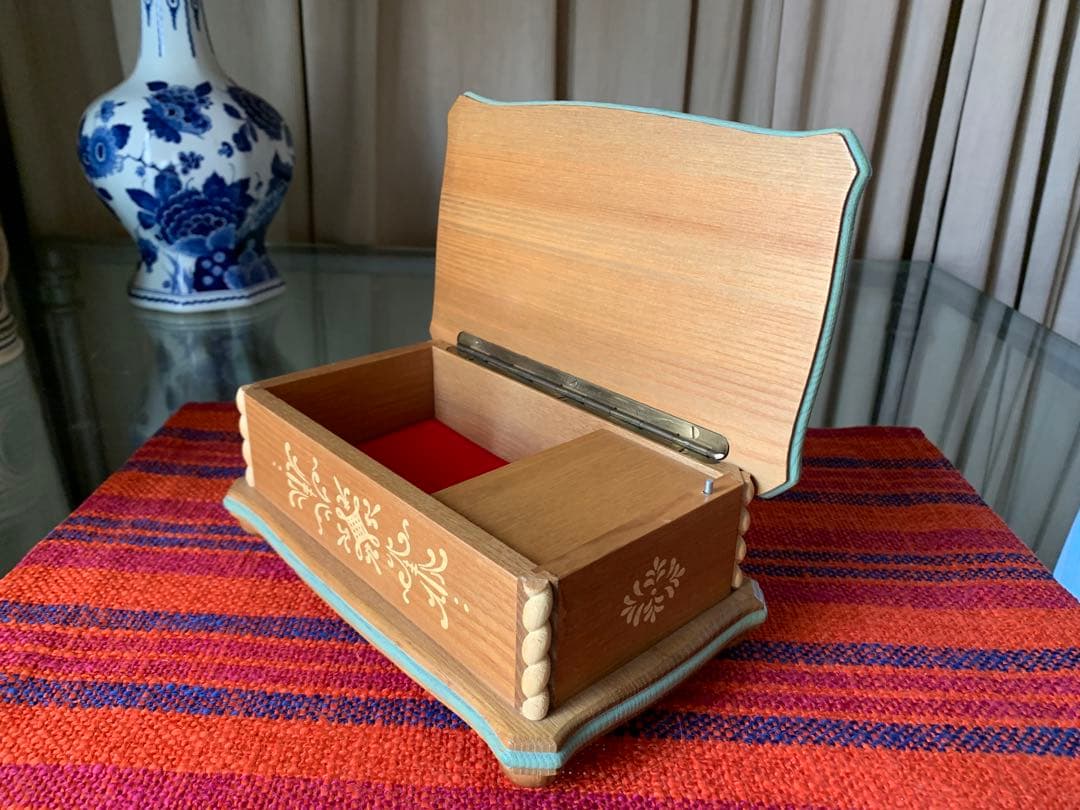 リュージュ　宝石箱とアンリ少女ベルセット