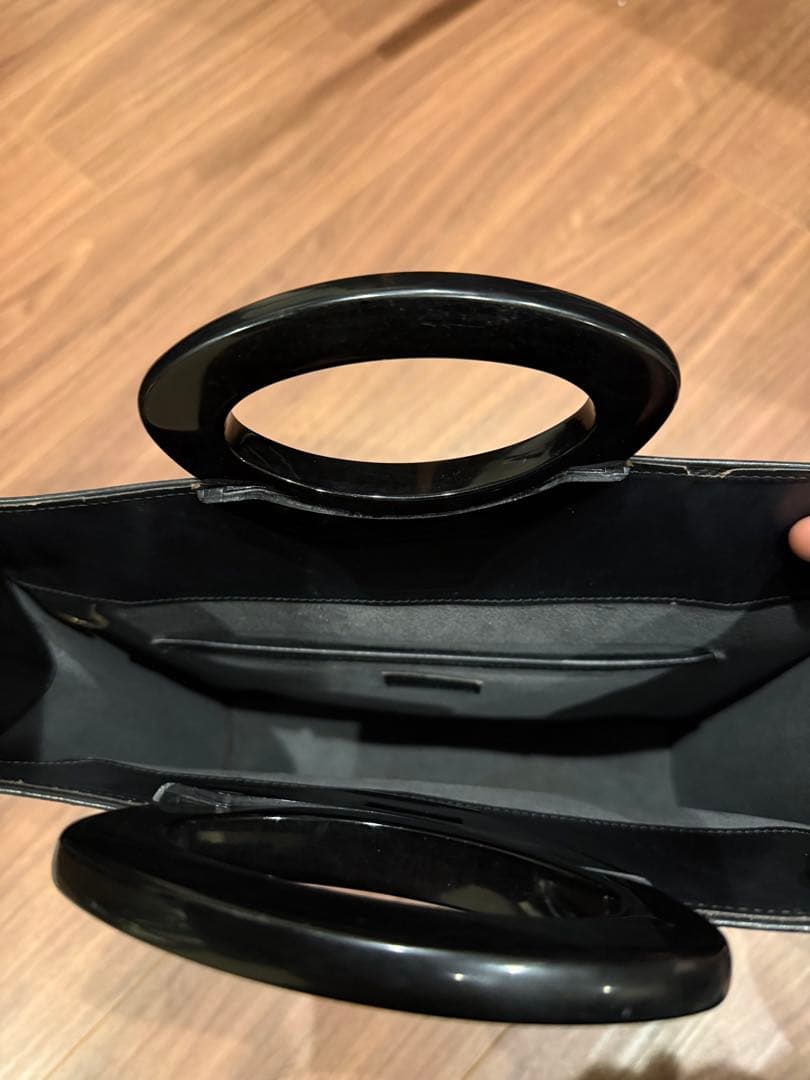 ルイヴィトン エピ オンブル ハンドバッグ LVロゴ レザー ノワール