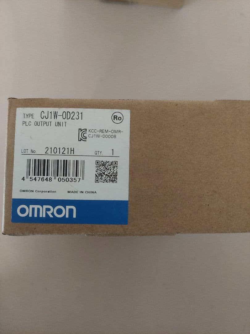 OMRON PLC出力ユニット CJ1W-OD231