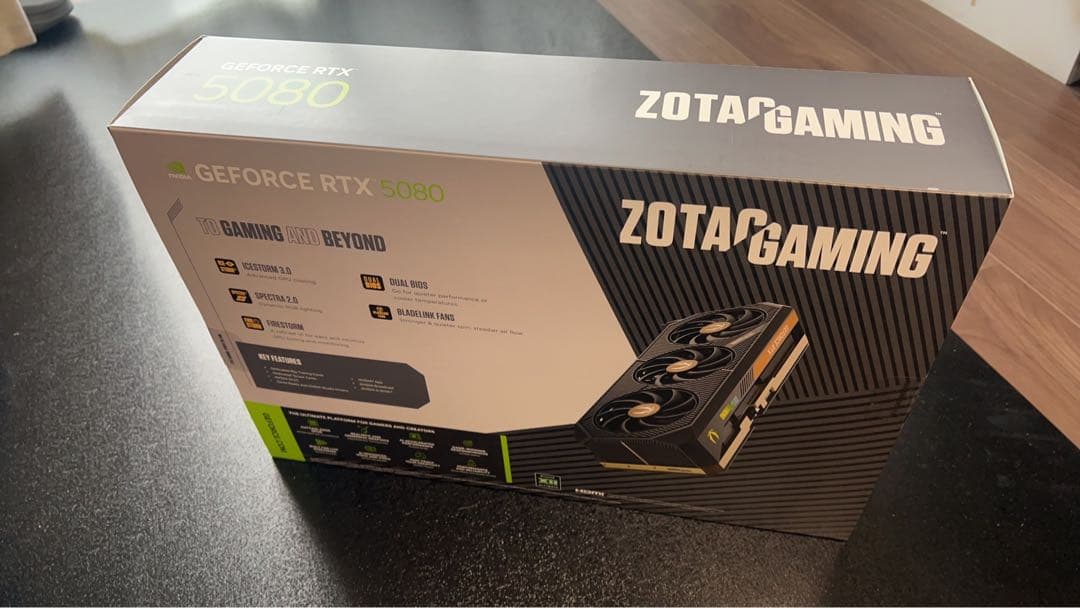 グラフィックボード・グラボ・ビデオカード ZOTAC GeForce RTX 5080 16GB