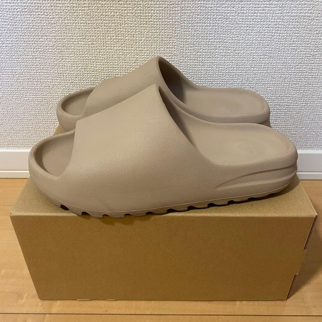 イージースライドadidas YEEZY Slide \"Pure\" GW1934