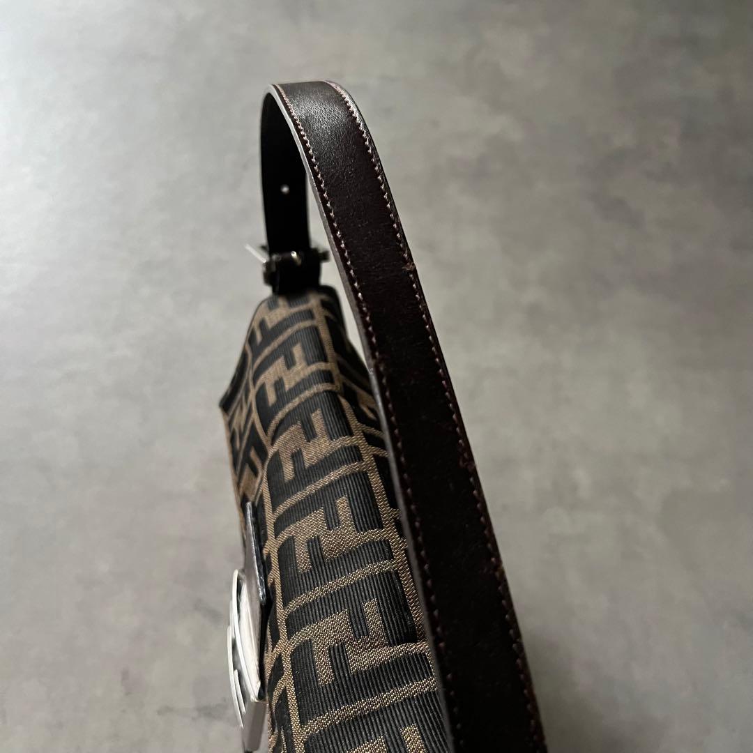 【美品】 フェンディ FENDI ズッカ マンマバケット バッグ ワンショルダー