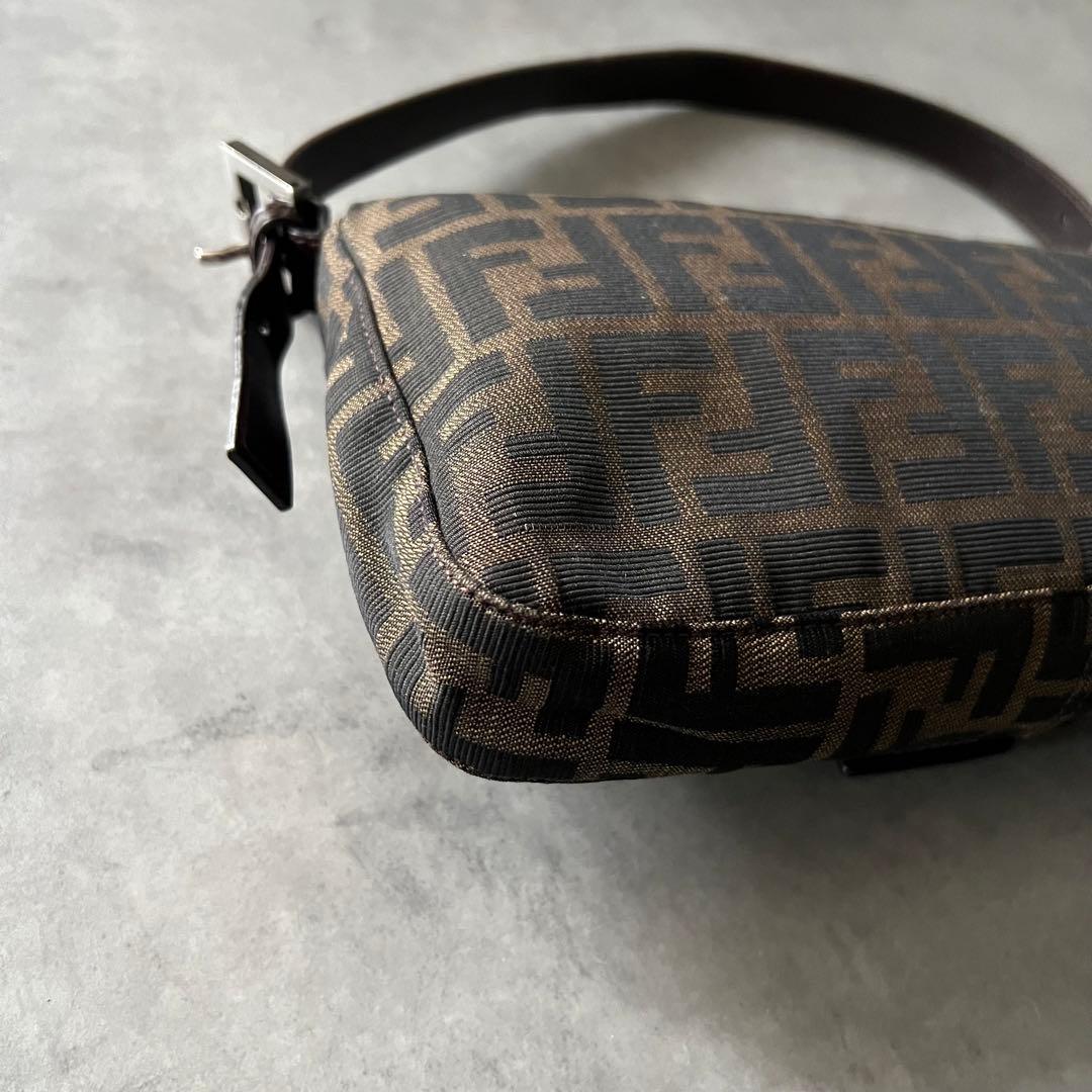 【美品】 フェンディ FENDI ズッカ マンマバケット バッグ ワンショルダー