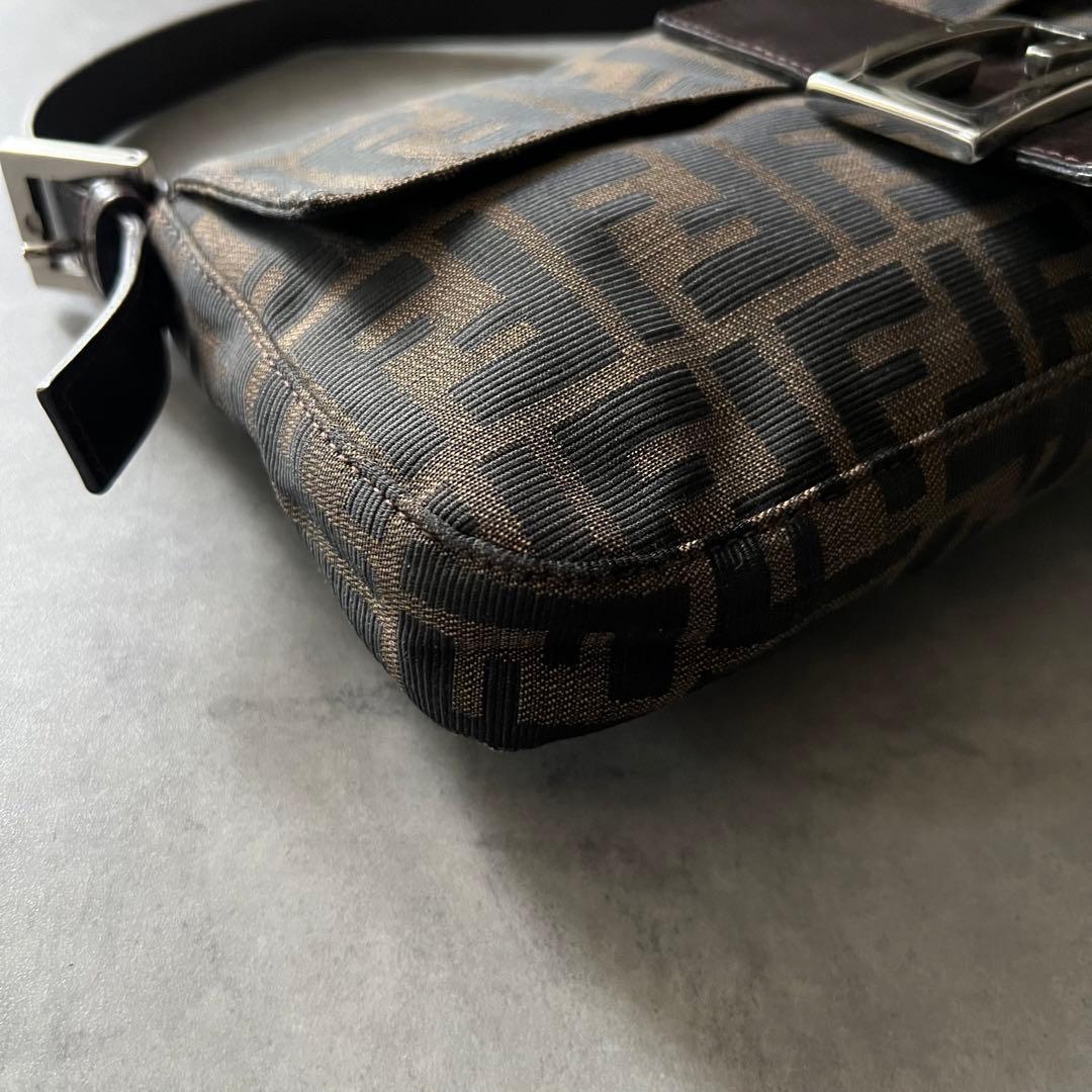 【美品】 フェンディ FENDI ズッカ マンマバケット バッグ ワンショルダー