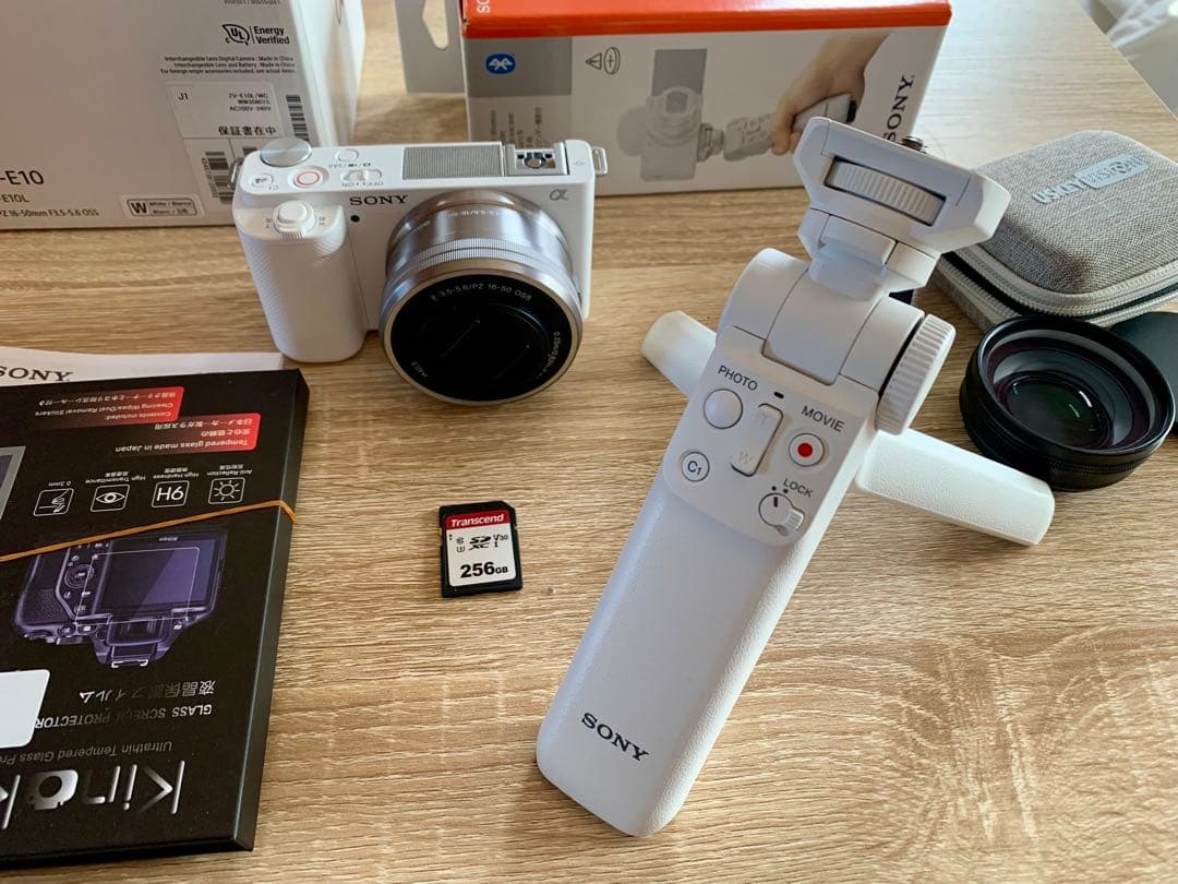 SONY ZV-E10 パワーズームレンズキット　シューティンググリップおまけ付