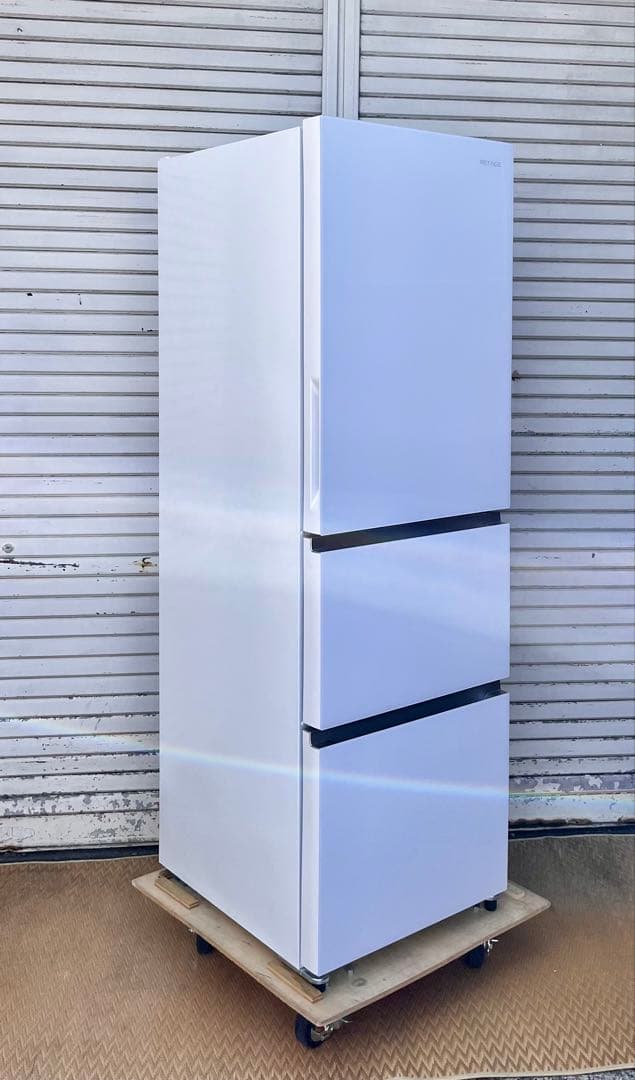 ②【美品】2024年YAMADA冷凍冷蔵庫　REFAGE YRZ-F32MW