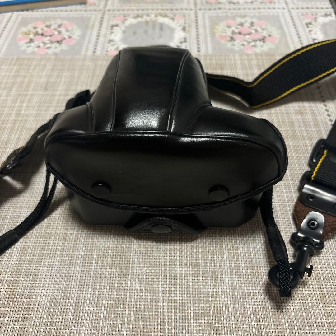 Nikon FE2 一眼レフカメラ 35-70mmレンズ付き ストロボおまけ