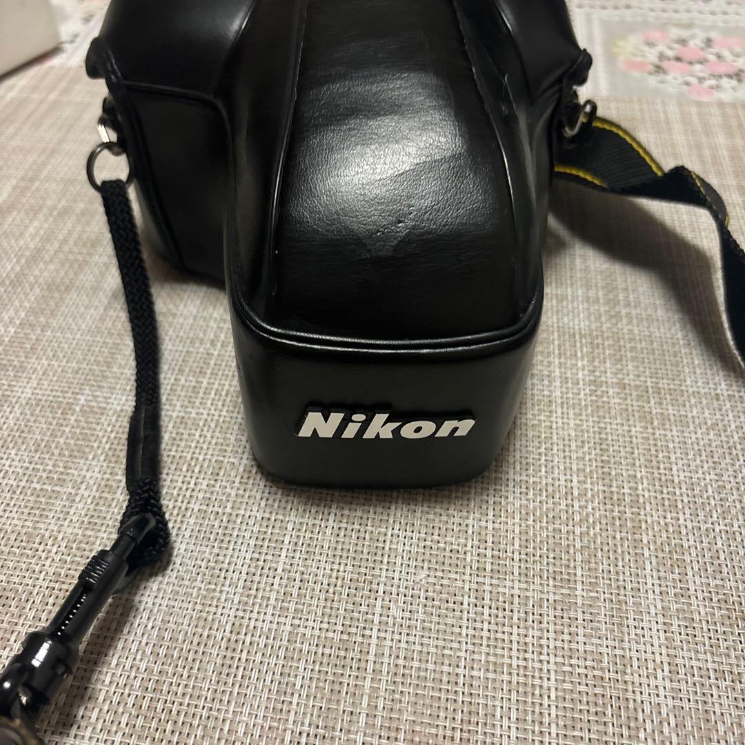 Nikon FE2 一眼レフカメラ 35-70mmレンズ付き ストロボおまけ