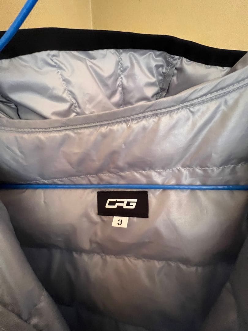 CPG フード付きダウンベスト サイズ3 グレー