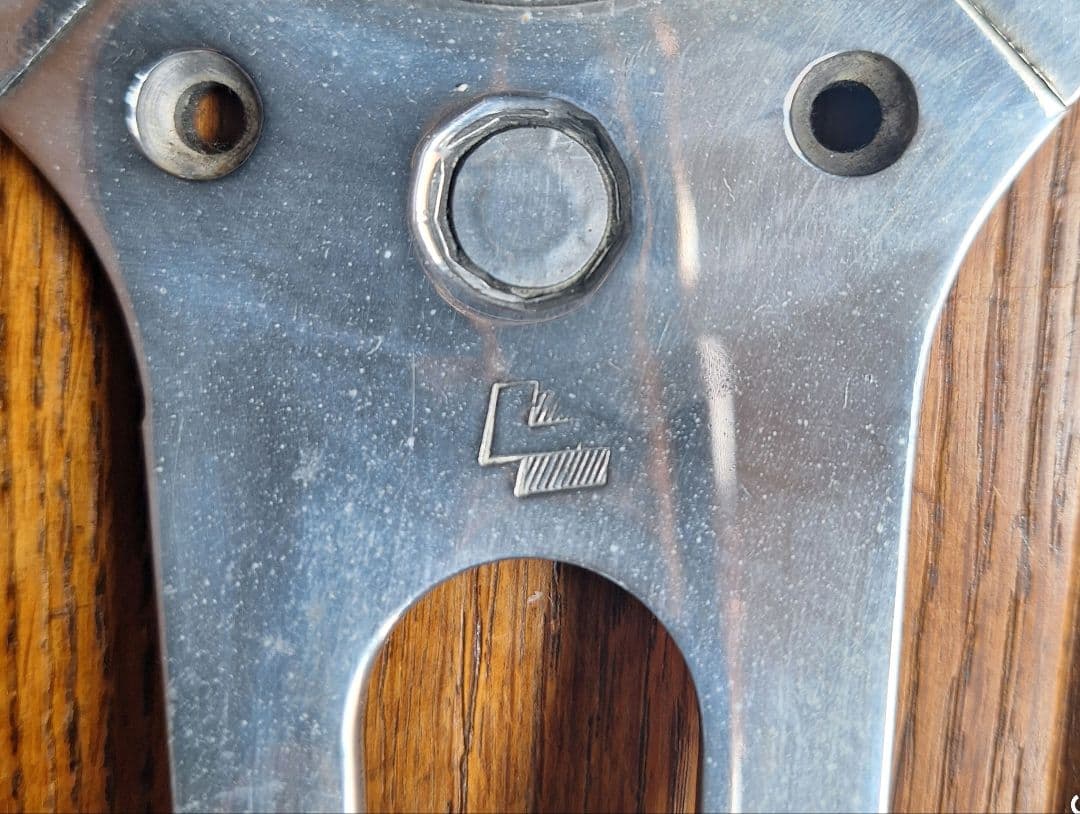 ミ*郎様 レスレストン黒革巻きステアリング