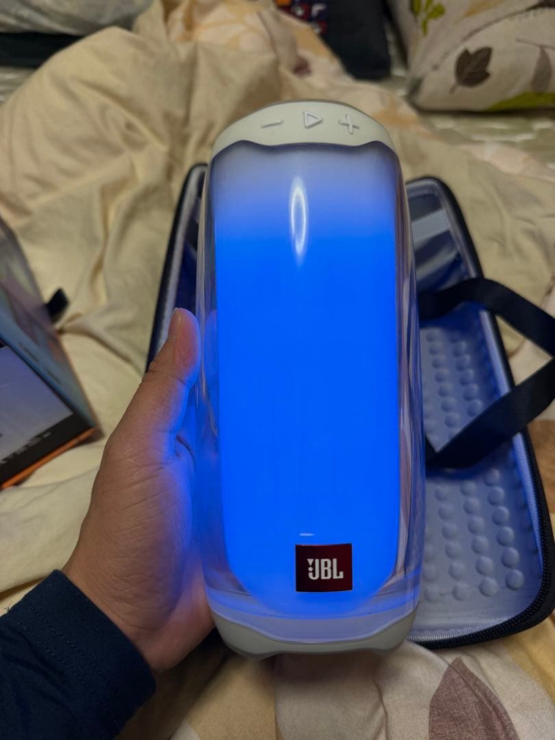 JBL Pulse 4 ワイヤレススピーカー