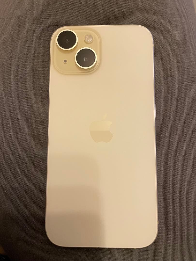 Apple iPhone 15 イエロー