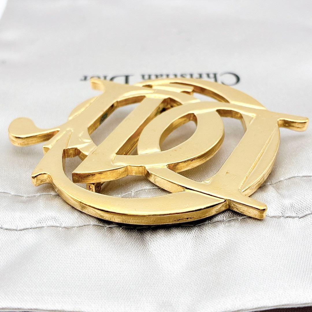 2950-2 極美品✨Dior　ブローチ　CD　ロゴ　希少　刻印