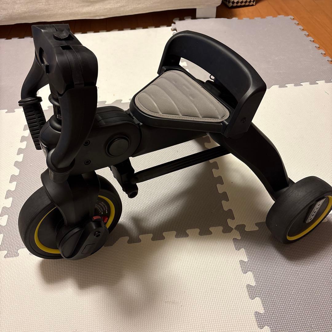 リキトライク(doona)手押し付き・折りたたみ三輪車 Liki TrikeS3