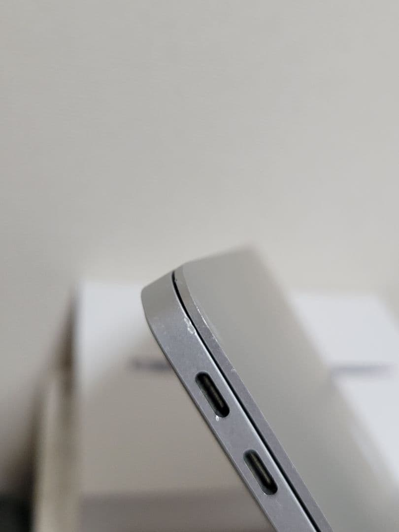 tです、Macbook Air 2020 M1 8GB/256GB