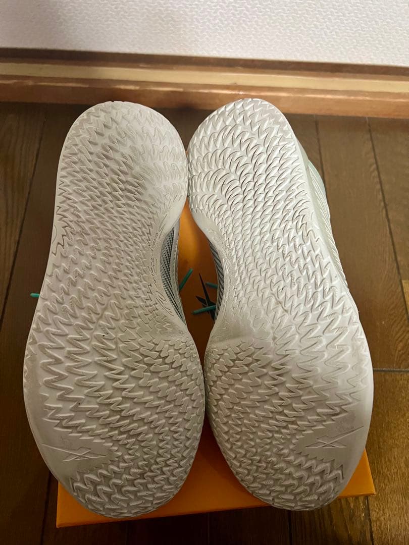 シューズ(男性用) PLAYER1 PLUS