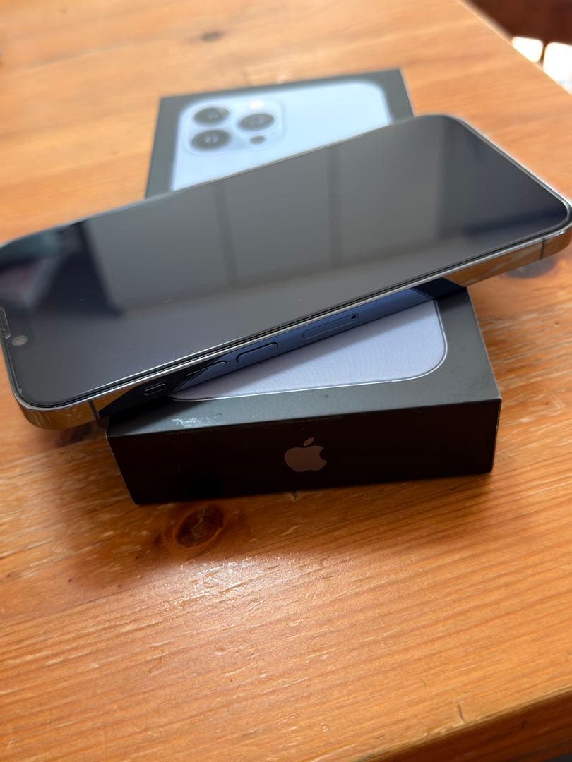 Iphone 13 pro max 512 GB SIMフリー