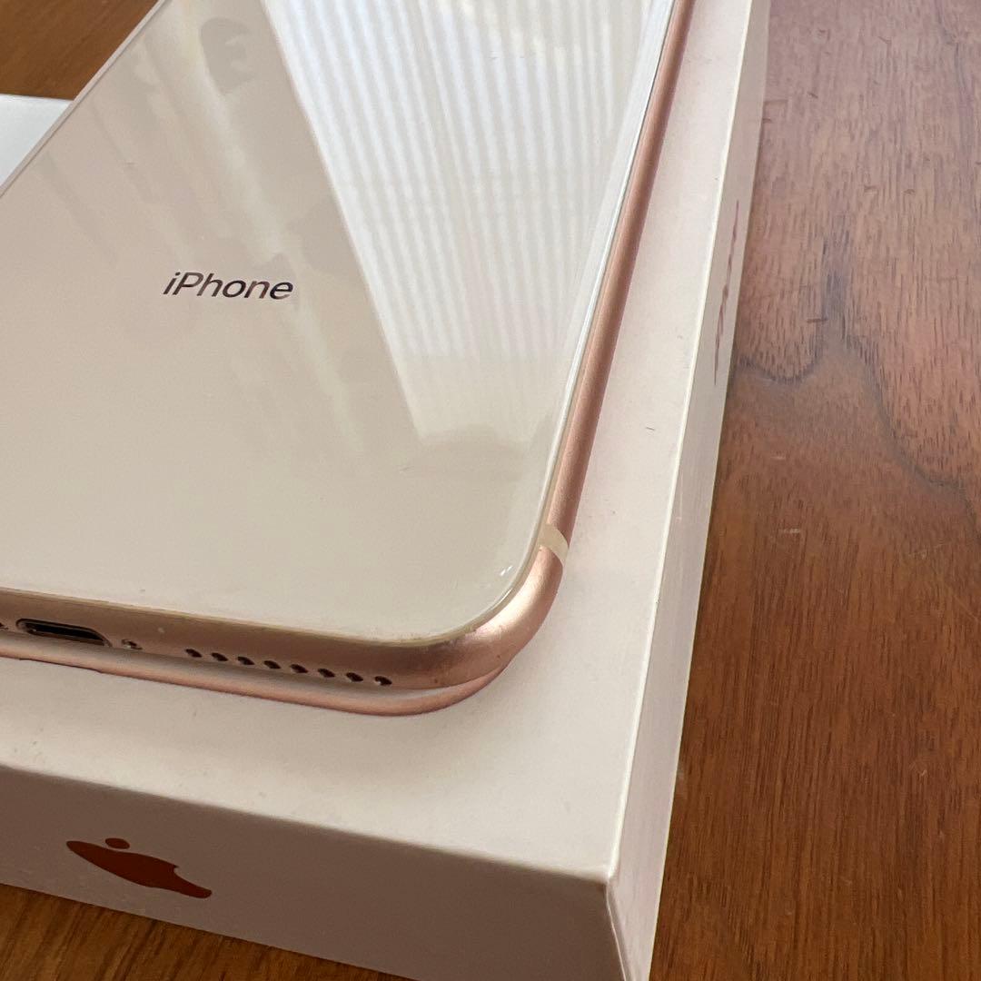 Apple iPhone 8 Plus ピンクゴールド 本体