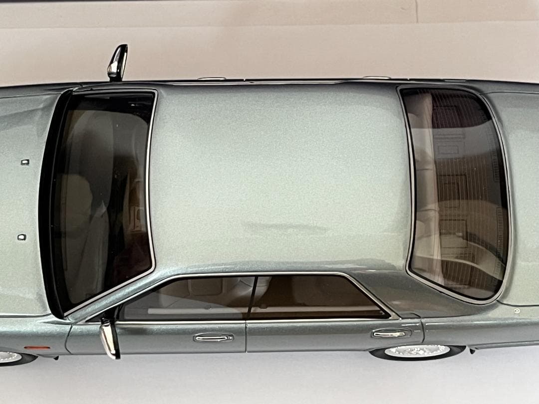 サムライ 1/18 日産セドリック Y31シーマ ブルー KSR18026BL