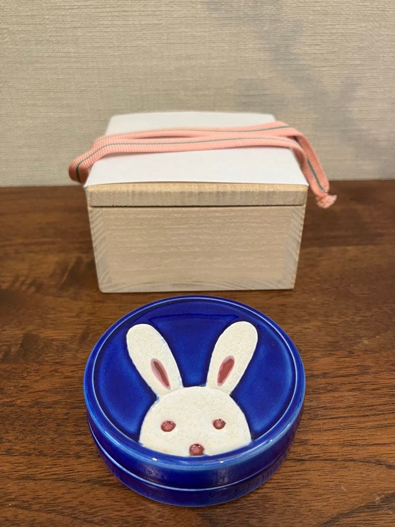 【16代永楽即全】交趾焼　うさぎ香合