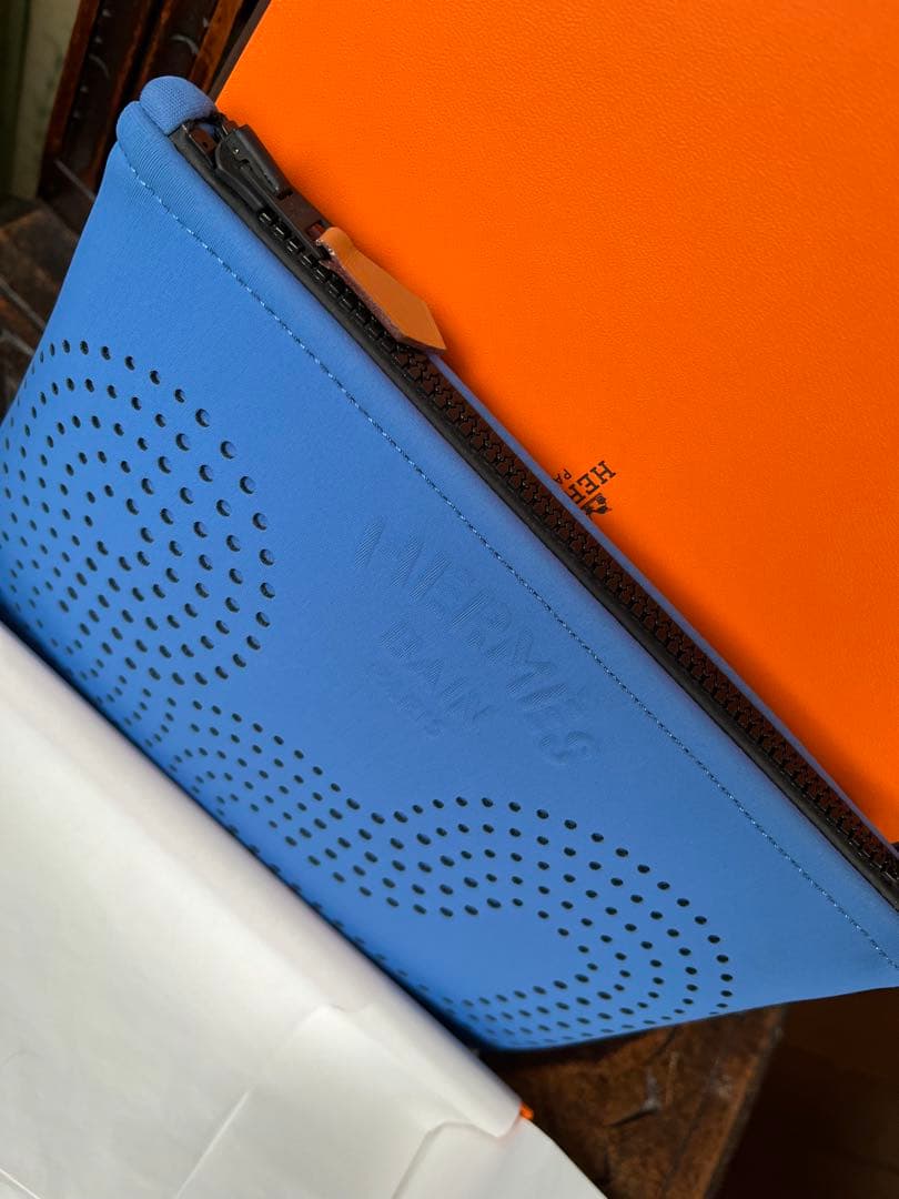 エルメス　クラッチバック　ネオバンゼンソレイユ　現行品