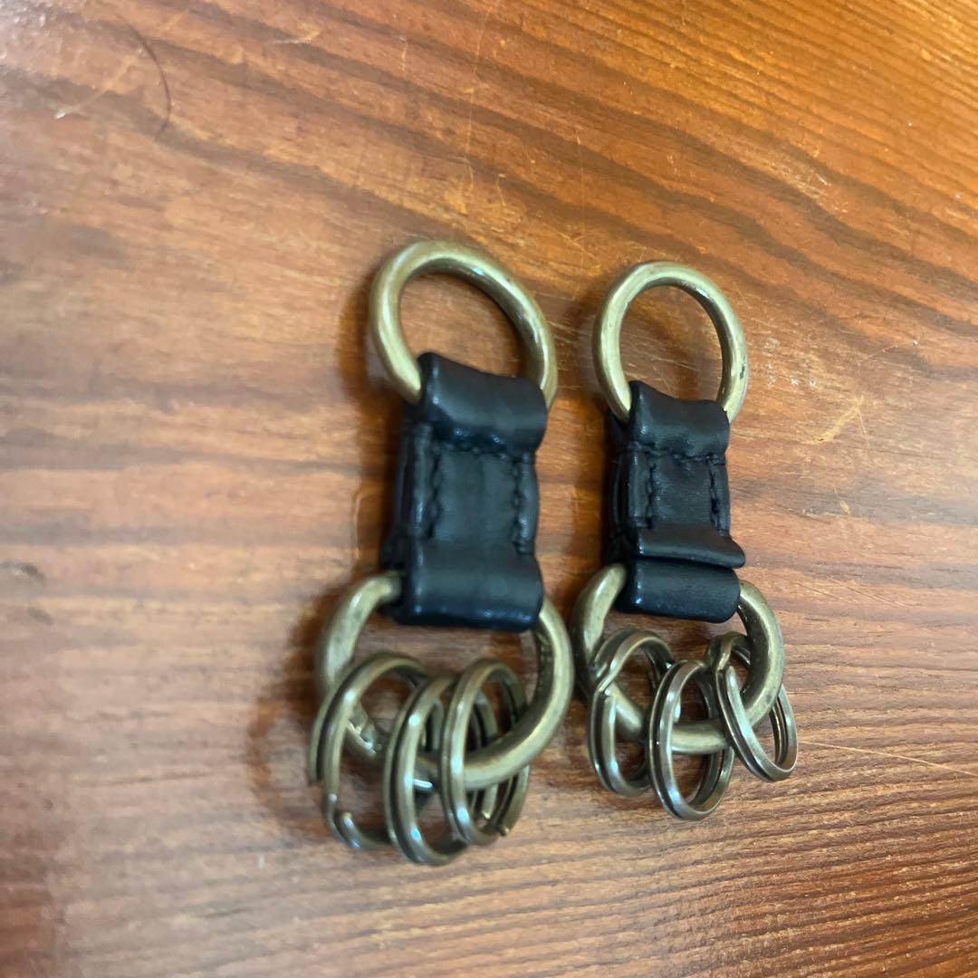 GALEE ブラックレザーキーホルダー