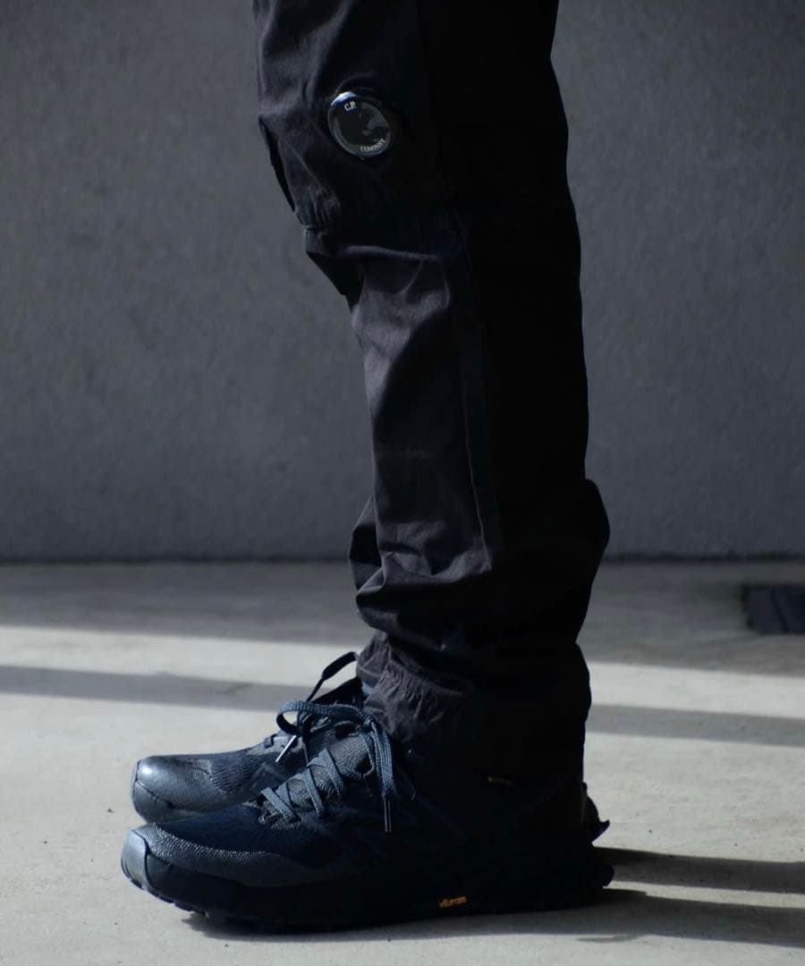 パンツ C.P. COMPANY 24SS CARGO TRACK PANTS
