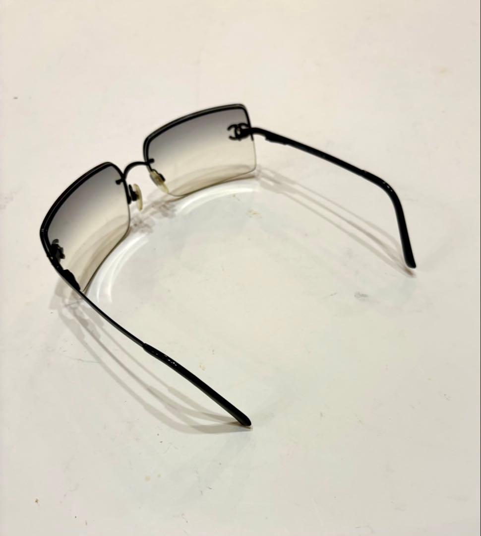 シャネル☆サングラス　ロゴ　ラインストーン　ココマーク　眼鏡4092 リムレス