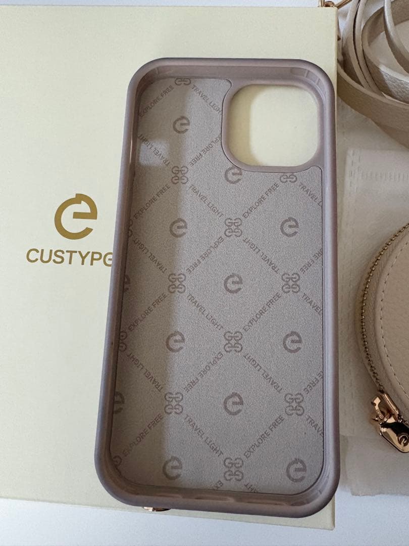 CUSTYPE スマホケース　iPhone15