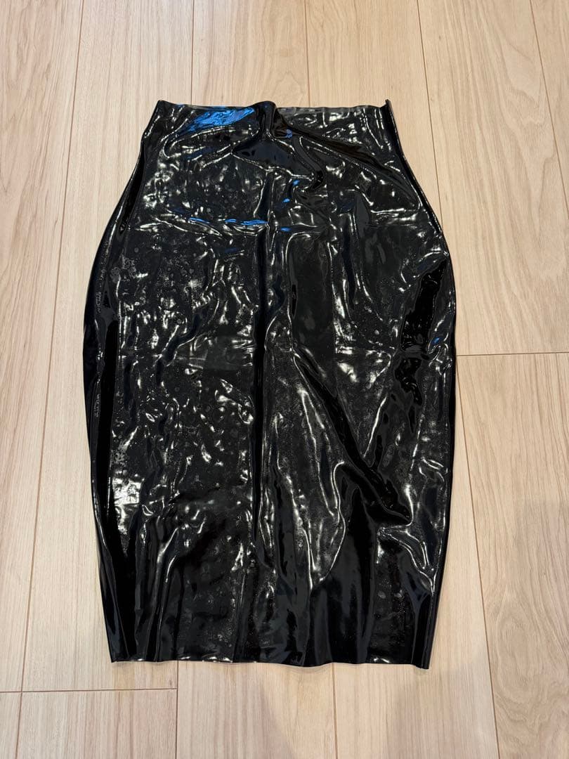 ラバー　ラテックス　ロンググローブ&ペンシルスカート