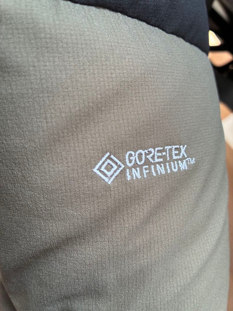 ND91950ニュートープ バルトロライトジャケット