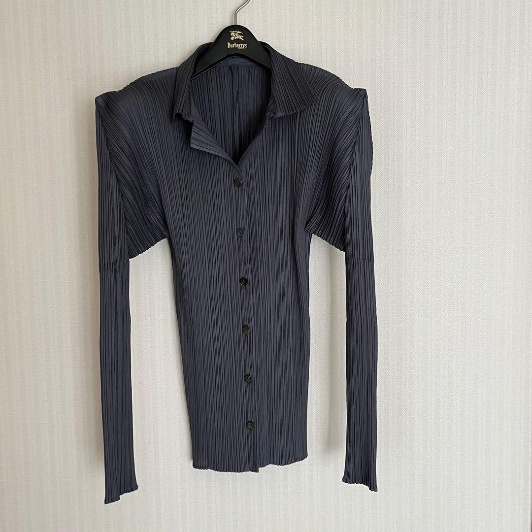 PLEATSPLEASE イッセイミヤケ カーディガン　グレー　3