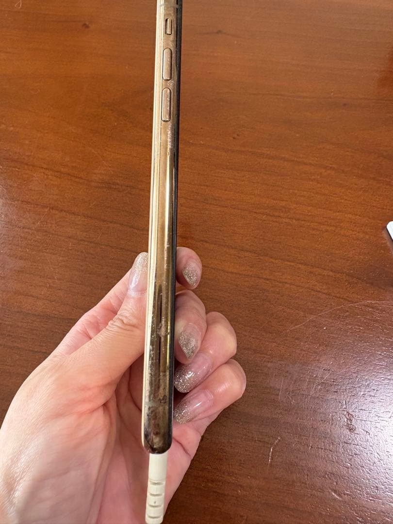 Apple iPhone XS ゴールド 本体　64GBジャンク品　箱付き