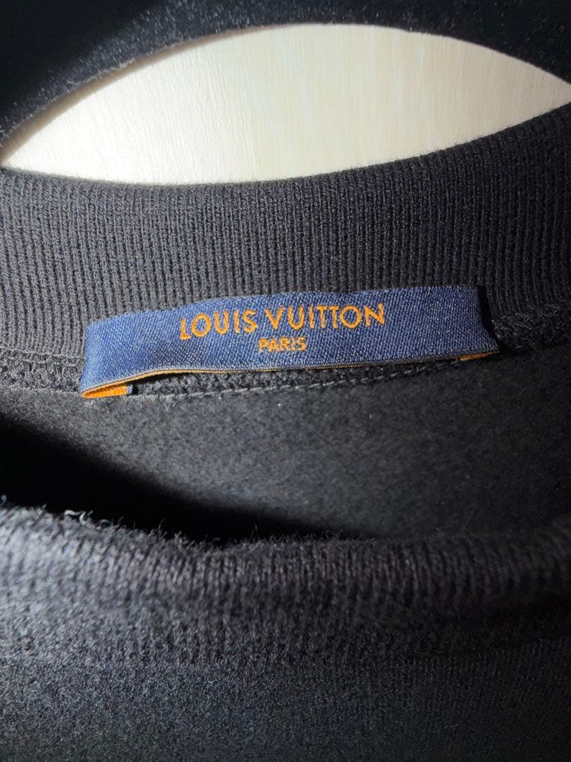 【極美品】Louis Vuitton ステッチプリントエンブロイダリートレーナー