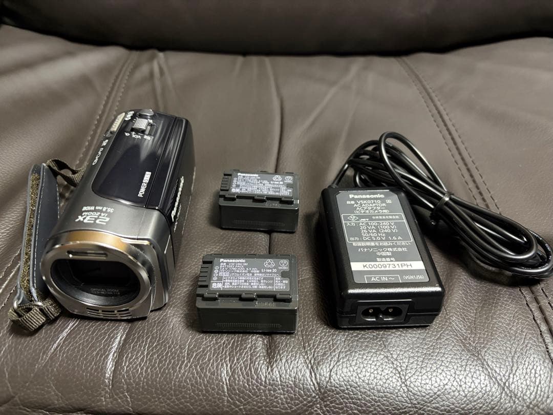 Panasonic HDC-TM35 32GB内蔵 バッテリー➕収納ケース付き