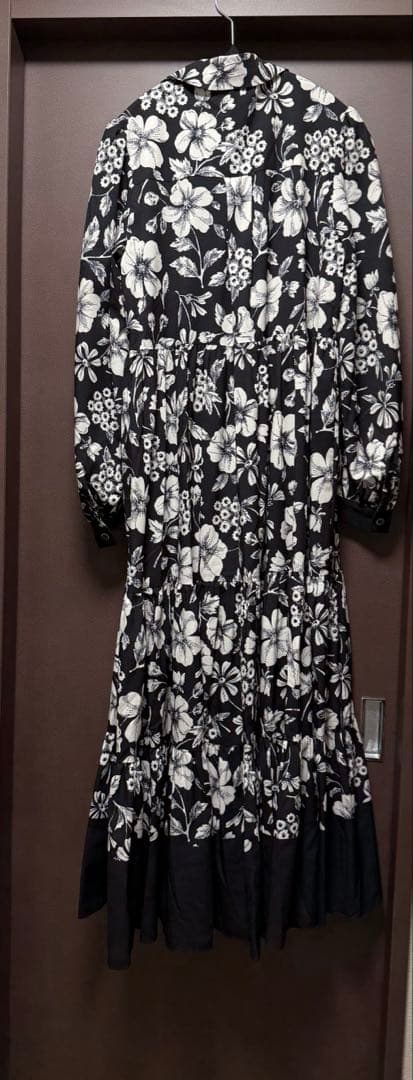 グレースコンチネンタル フラワープリントティアードワンピース