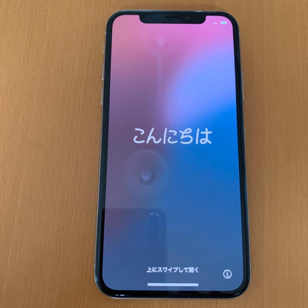 美品iPhoneXS シルバー 64GB SIMフリ-