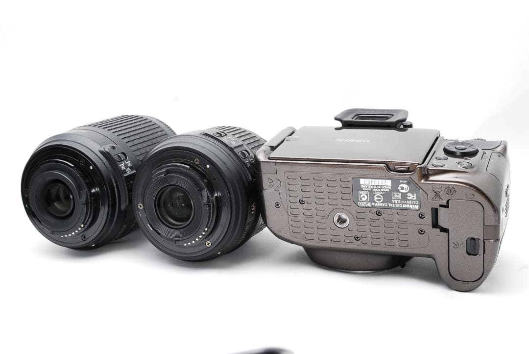 Nikon D5200 ✨️ Wレンズ 一眼レフ ブロンズカラー S数5164枚
